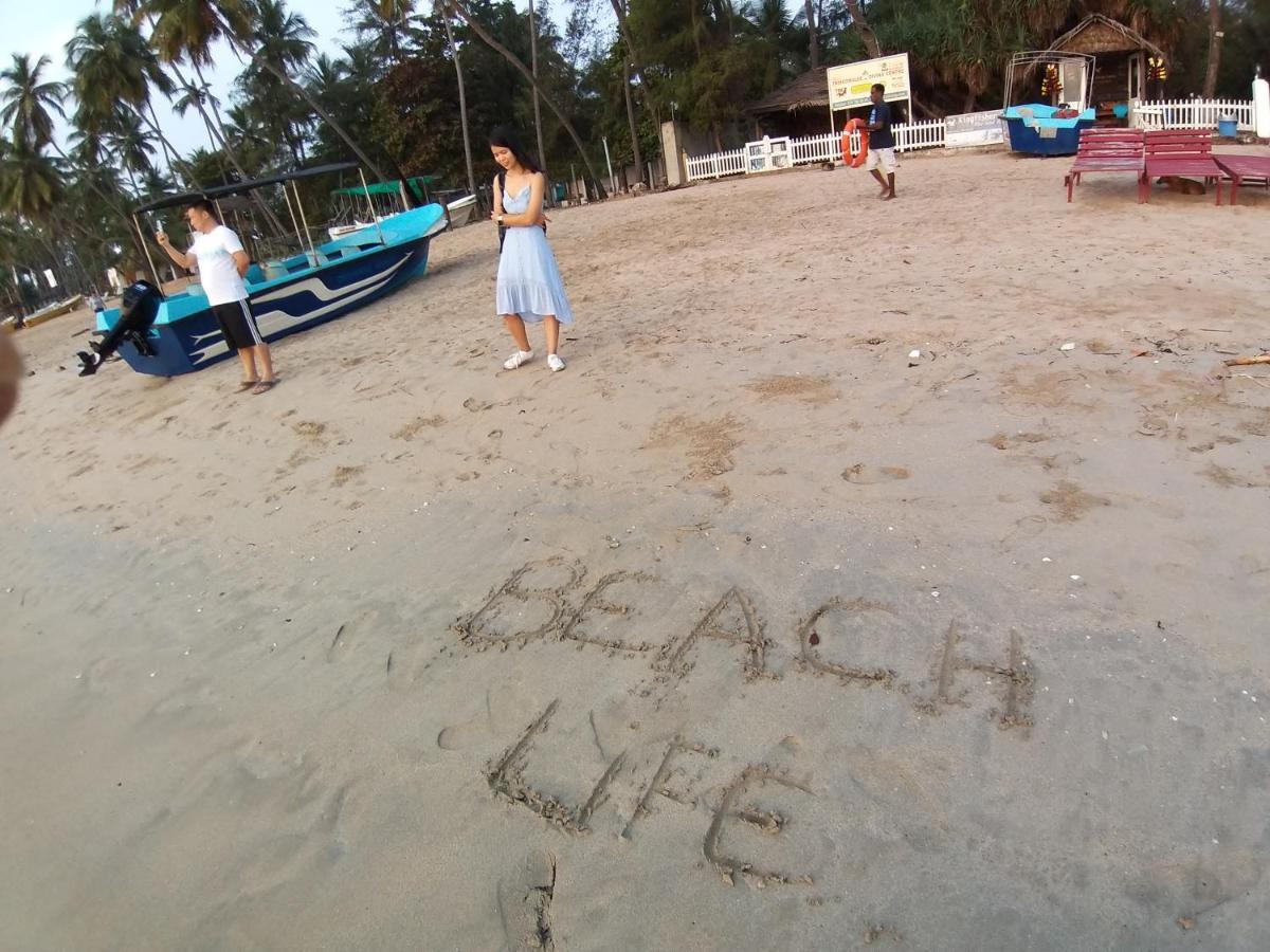 Beach Life Uppuveli Triquinimale Exterior foto