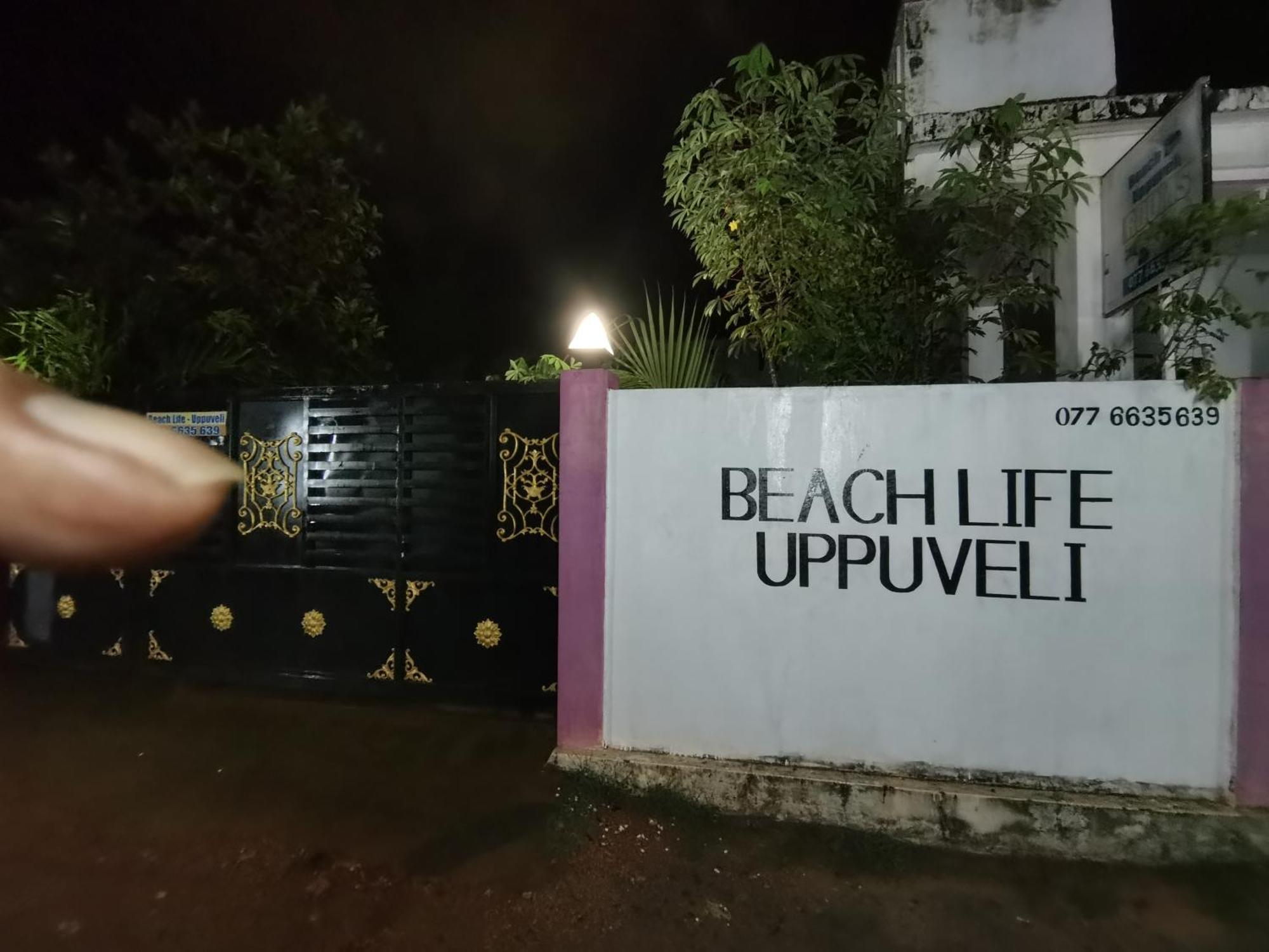 Beach Life Uppuveli Triquinimale Exterior foto